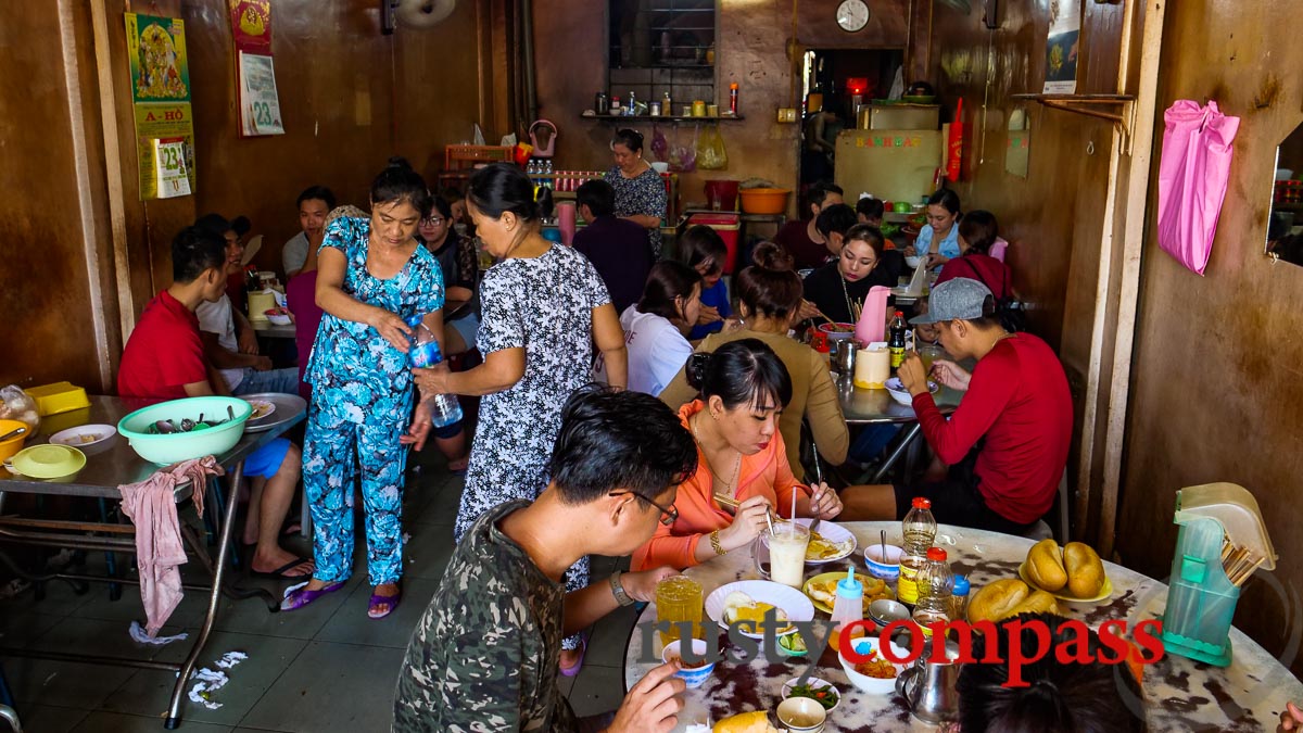 Nhut Ky eatery, Vung Tau